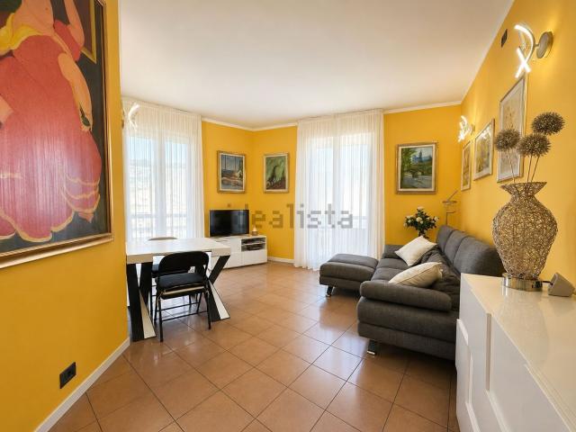 Appartamento in vendita di 92 m² in Via Val Trompia, 80