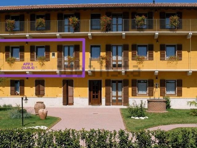 Appartamento in vendita di 92 m² in Via Vecchia Ticino, 35