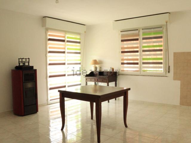 Appartamento in vendita di 92 m² in Via Vincenzo Monti, 16