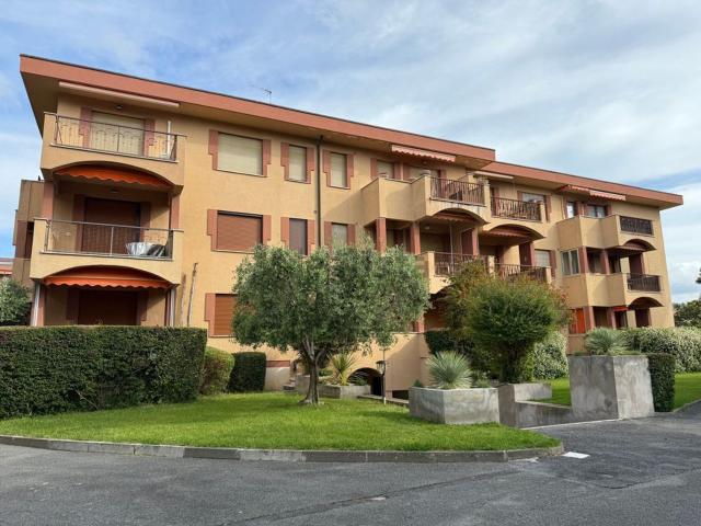 Appartamento in vendita di 92 m² in Via Villebone, 39