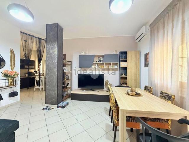 Appartamento in vendita di 92 m² in Via A. dell&apos Abate, 31