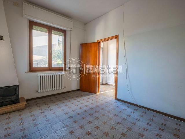 Appartamento in vendita di 92 m² in Via Aldo Moro, 11