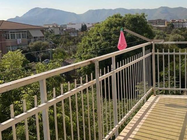Appartamento in vendita di 92 m² in Via Alfonso Amorelli, 7