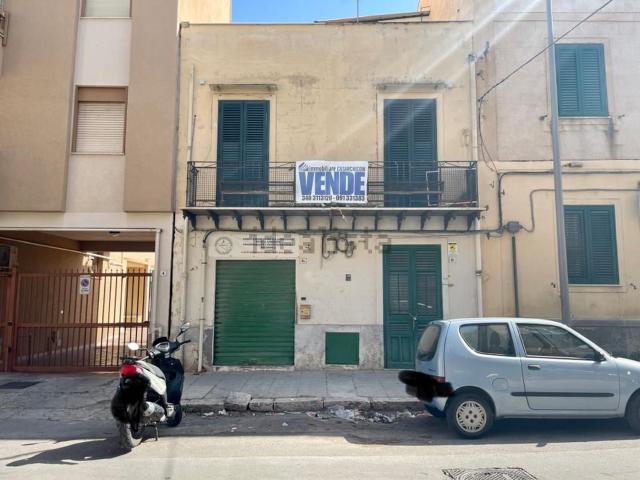 Appartamento in vendita di 92 m² in Via Altofonte, 6
