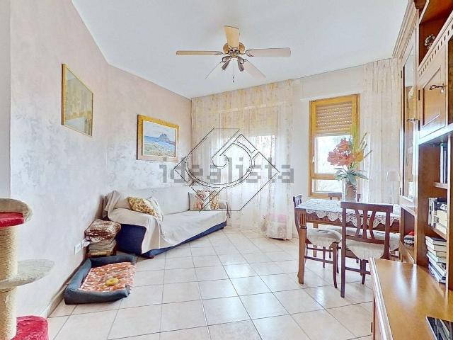 Appartamento in vendita di 92 m² in Via Assisi