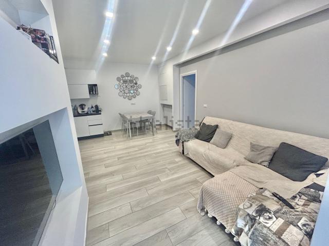 Appartamento in vendita di 92 m² in Via B. Ottaviano, 1