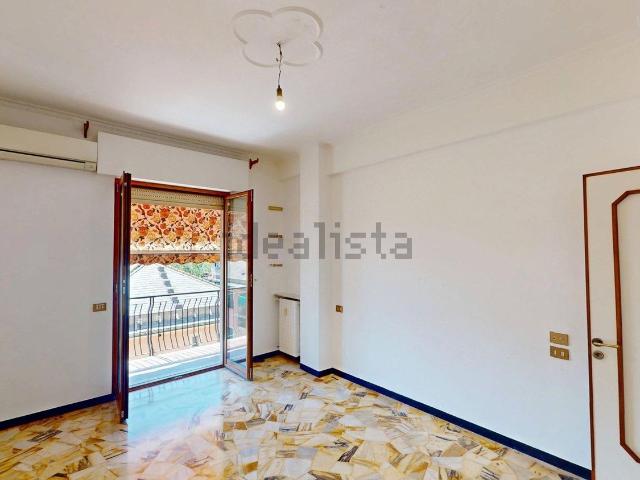 Appartamento in vendita di 92 m² in Via Bolzaneto, 26