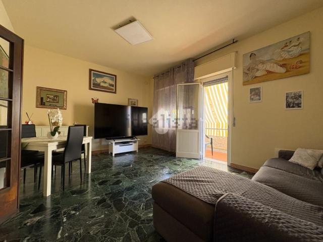 Appartamento in vendita di 92 m² in Via Carlo Sforza, 54