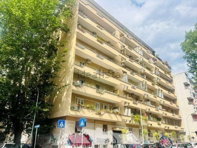 Appartamento in vendita di 92 m² in Via dei Campi Flegrei