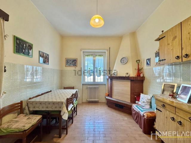 Appartamento in vendita di 92 m² in Via dei Grifi, 21