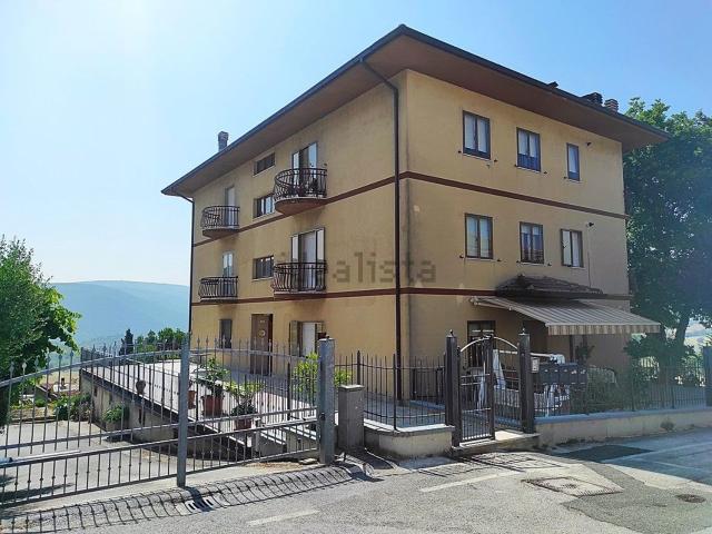 Appartamento in vendita di 92 m² in Via del Biroccio