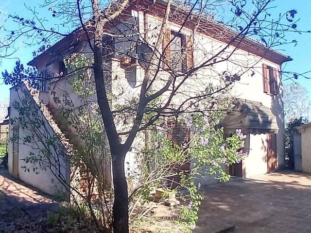 Appartamento in vendita di 92 m² in Via del Duca