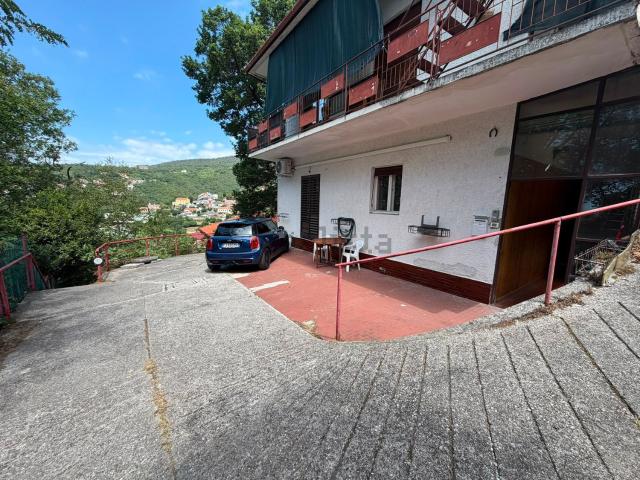 Appartamento in vendita di 92 m² in Via dell&apos Erica, 3