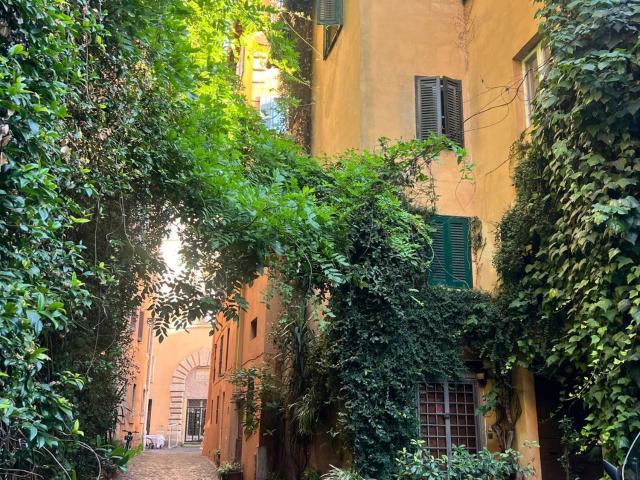 Appartamento in vendita di 92 m² in Via dell&apos Orso