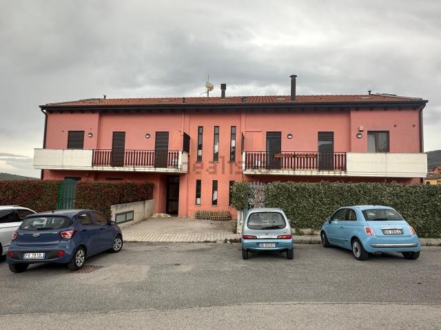 Appartamento in vendita di 92 m² in Via delle Ginestre, 10