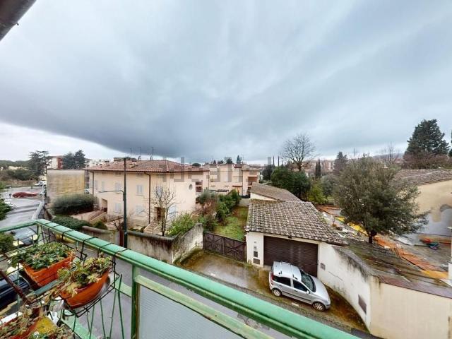 Appartamento in vendita di 92 m² in Via delle Gore, 8