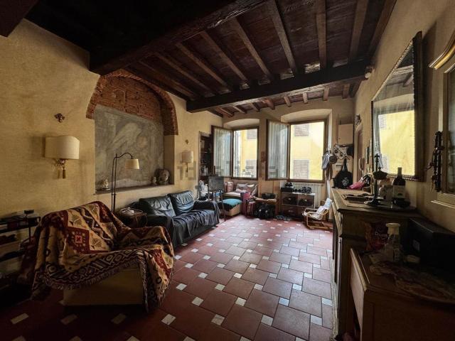 Appartamento in vendita di 92 m² in Via di Camaldoli