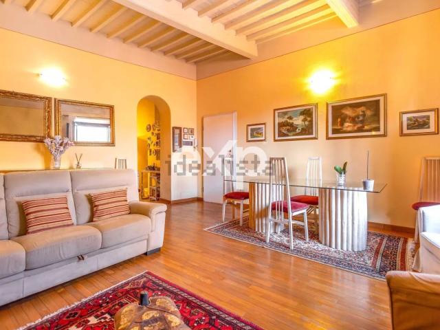 Appartamento in vendita di 92 m² in Via Domenico Vernagalli, 25