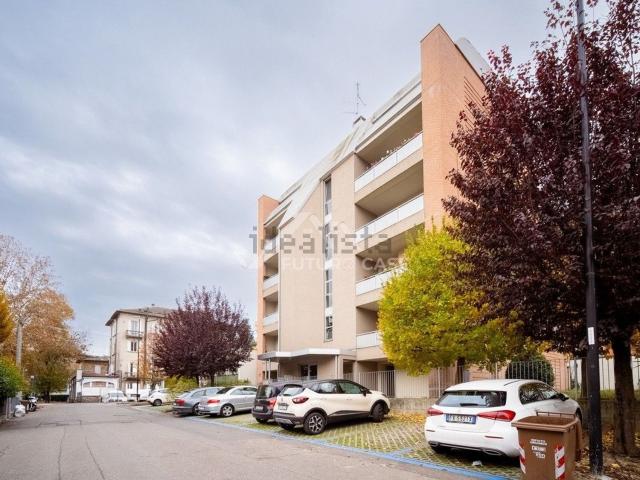 Appartamento in vendita di 92 m² in Via Emilia All&apos Ospizio