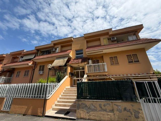 Appartamento in vendita di 92 m² in Via Eugenio Montale