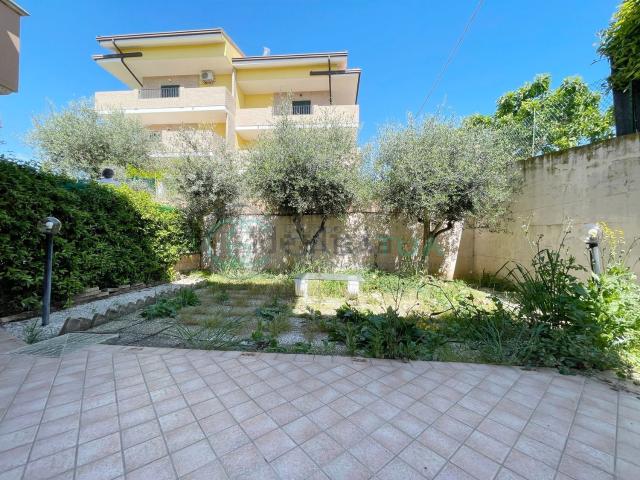 Appartamento in vendita di 92 m² in Via Fontanelle, 3
