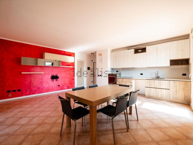 Appartamento in vendita di 92 m² in Via Fratelli Pinarello