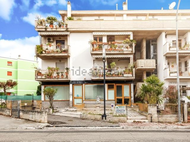Appartamento in vendita di 92 m² in Via Galileo Galilei, 52