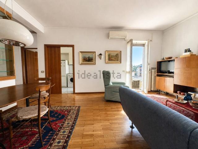 Appartamento in vendita di 92 m² in Via Giovanni Antonio Amadeo, 40