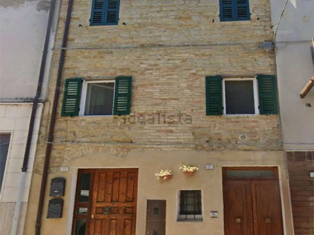 Appartamento in vendita di 92 m² in Via Giacomo Matteotti, 25