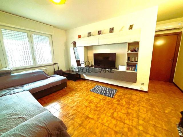 Appartamento in vendita di 92 m² in Via Giulio Bisi