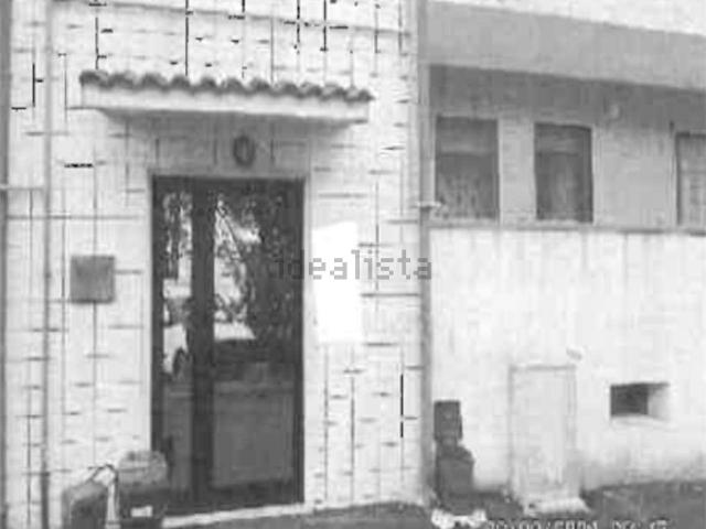 Appartamento in vendita di 92 m² in Via Giuseppe Tatarella, 3