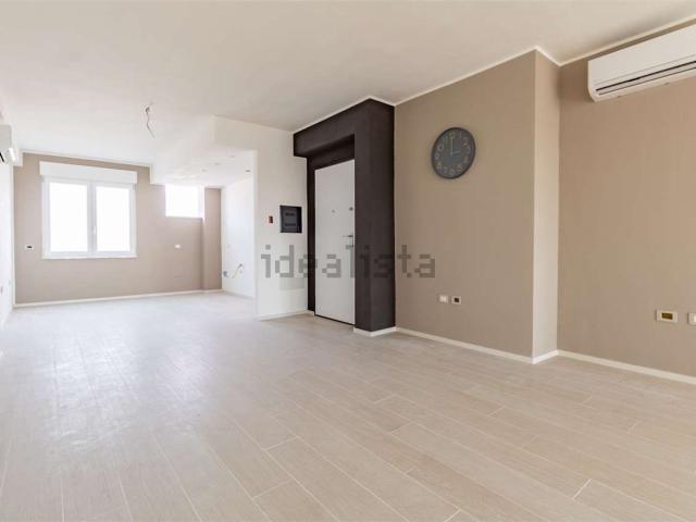 Appartamento in vendita di 92 m² in Via Guglielmo Marconi