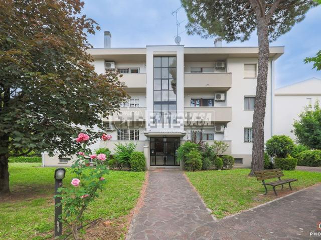 Appartamento in vendita di 92 m² in Via Irma Bandiera