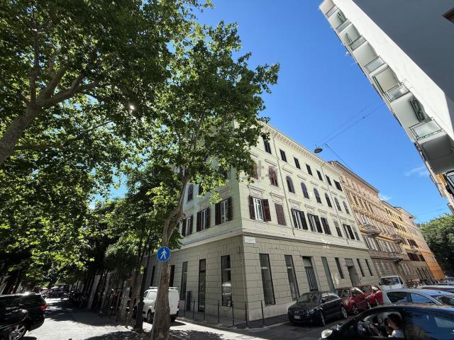 Appartamento in vendita di 92 m² in Via Ireneo della Croce, 5