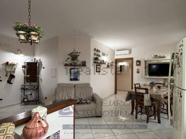 Appartamento in vendita di 92 m² in Via La Rosa, 35