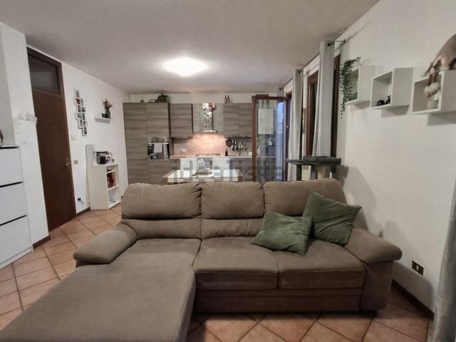 Appartamento in vendita di 92 m² in Via Lovarini