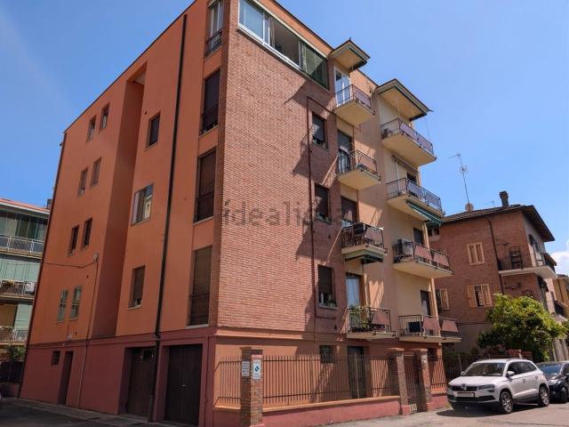 Appartamento in vendita di 92 m² in Via Matilde di Canossa, 91