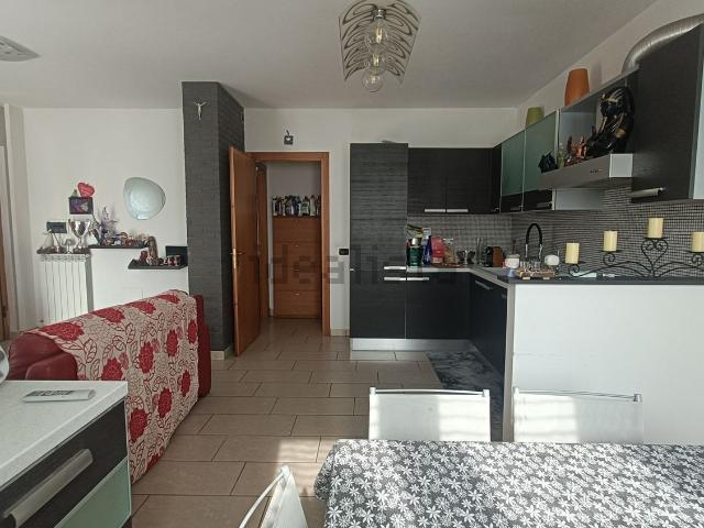 Appartamento in vendita di 92 m² in Via Metauro