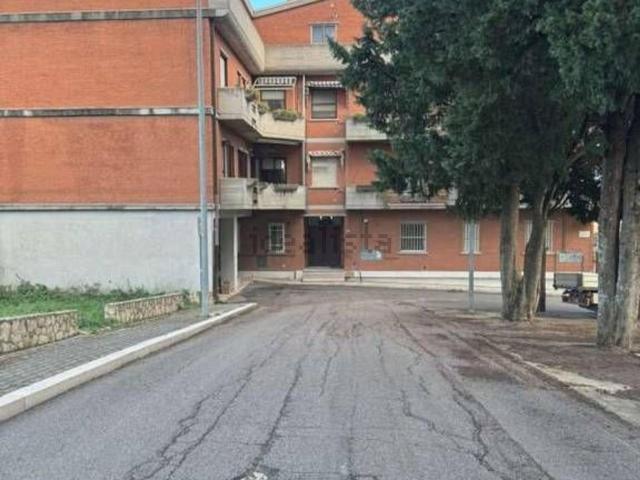 Appartamento in vendita di 92 m² in Via Montecassino