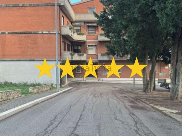 Appartamento in vendita di 92 m² in Via Montecassino