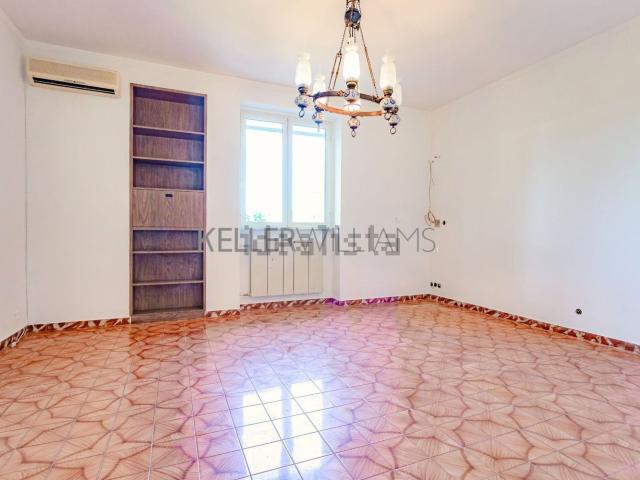 Appartamento in vendita di 92 m² in Via Nicola Zingarelli, 13