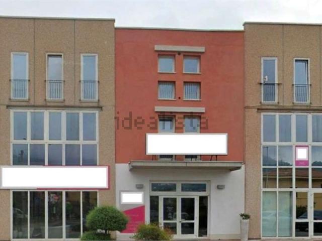 Appartamento in vendita di 92 m² in Via Novara