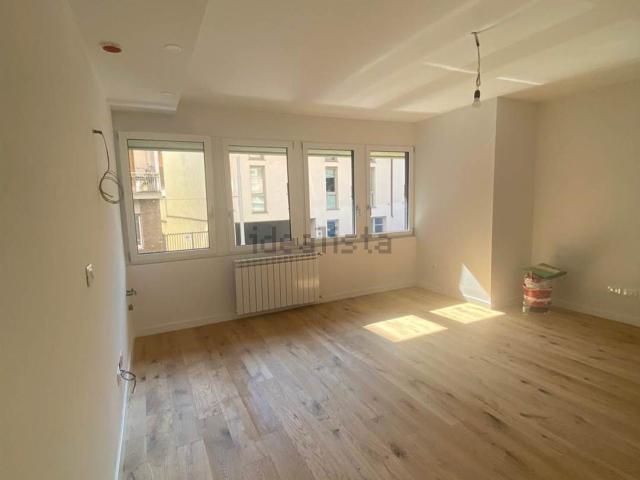 Appartamento in vendita di 92 m² in Via Orcagna