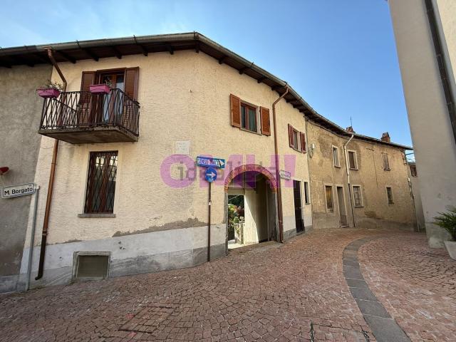 Appartamento in vendita di 92 m² in Via Pirotta, 1
