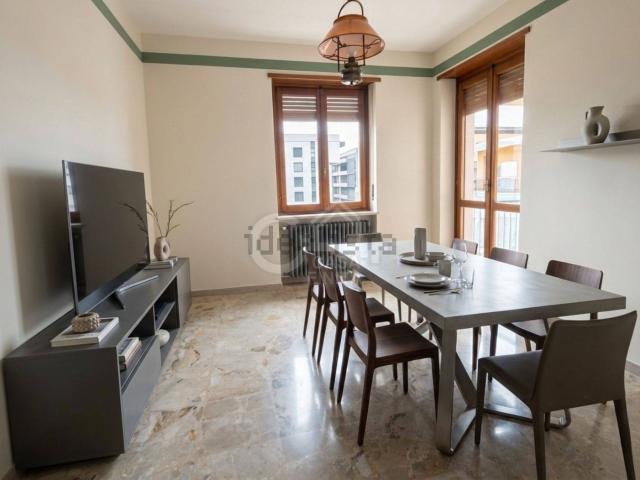Appartamento in vendita di 92 m² in Via Regio Parco, 43