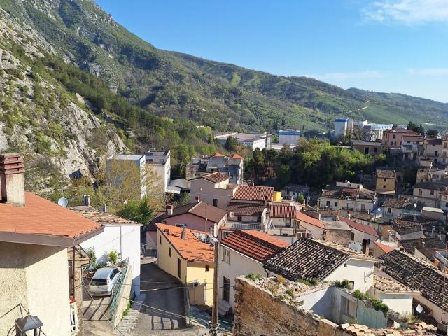 Appartamento in vendita di 92 m² in Via Ripa Morella, 23
