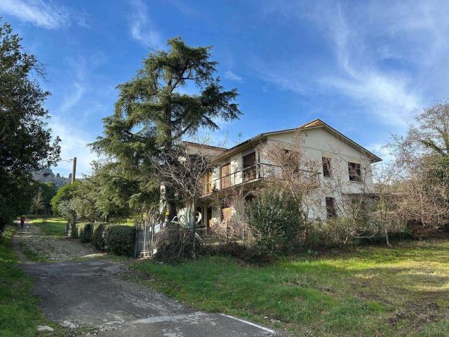 Appartamento in vendita di 92 m² in Via Romena