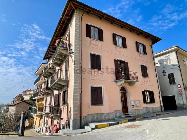 Appartamento in vendita di 92 m² in Via Stazione, 8
