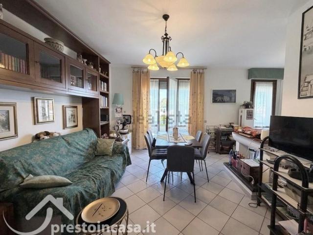 Appartamento in vendita di 92 m² in Via Suor Giuliana Lenci