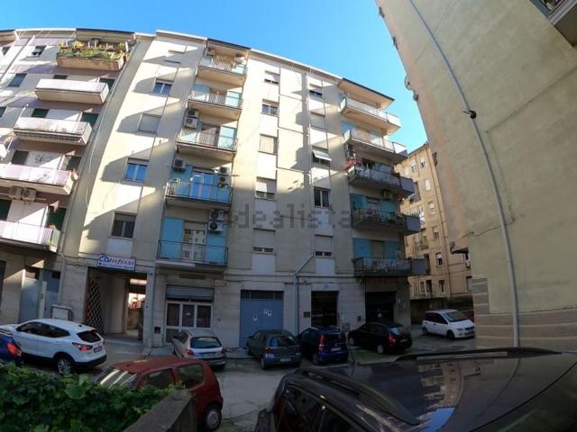 Appartamento in vendita di 92 m² in Viale della Repubblica, 36